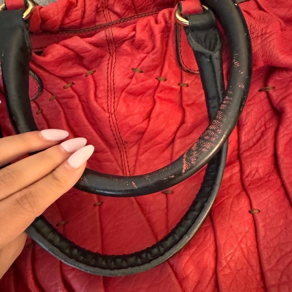 Vintage Valentino Garavani Pleated Leather Bag - Picture 3 of 8